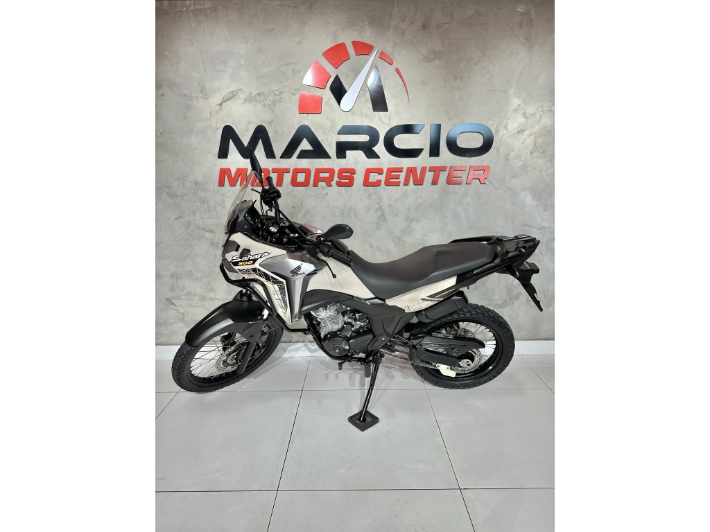 HONDA XRE 300 SAHARA ADVENTURE