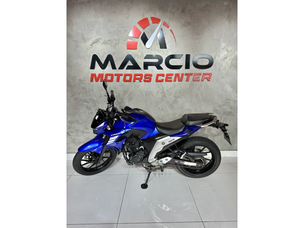 YAMAHA FZ25 250 FAZER CAPITÃ MARVEL FLEX