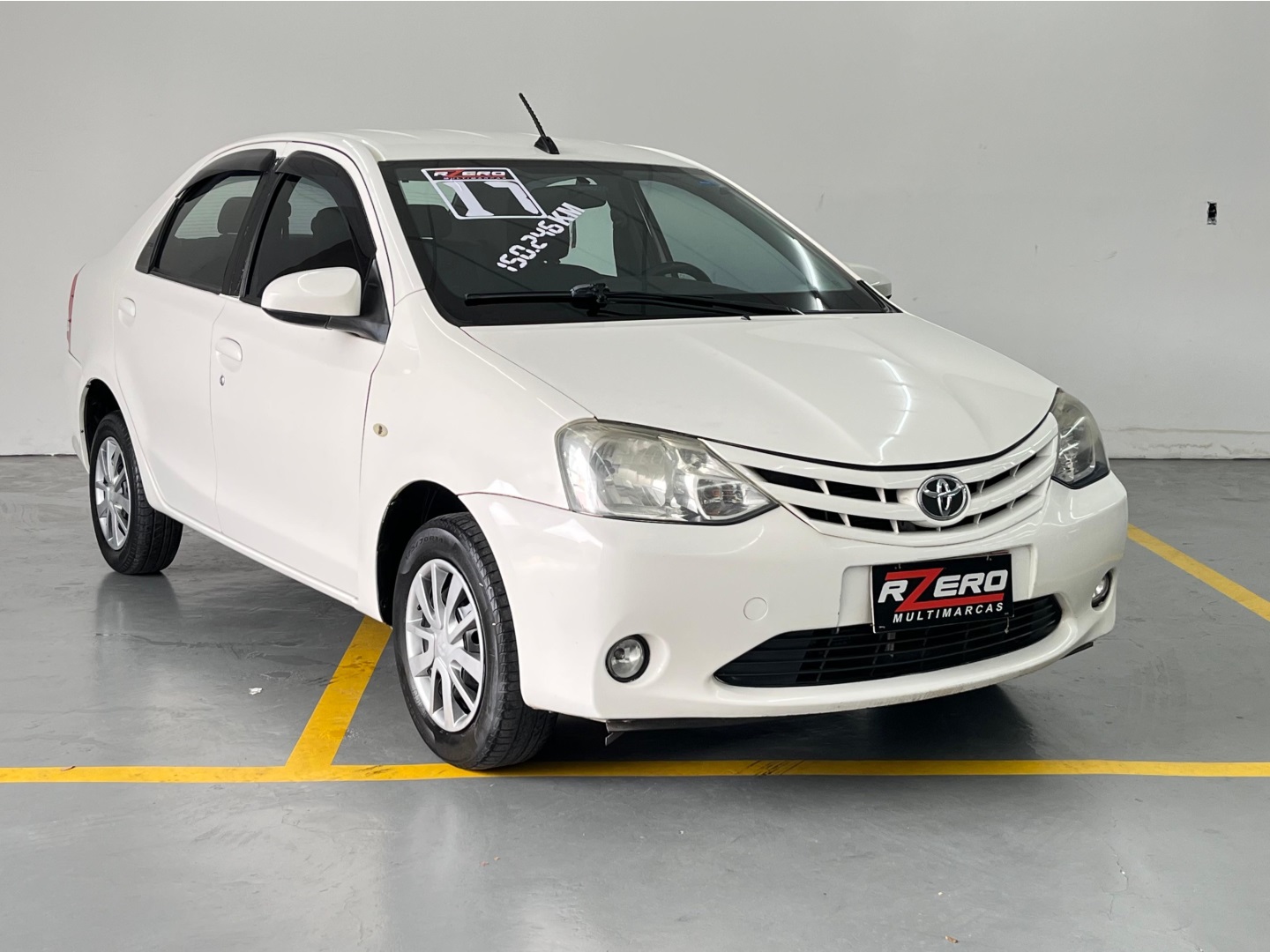 TOYOTA ETIOS