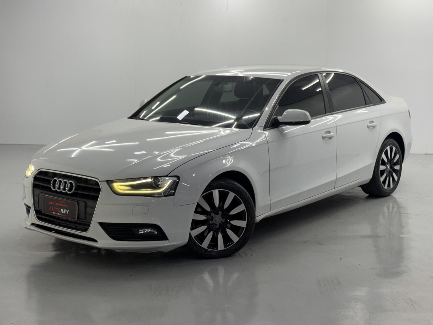 AUDI A4 2.0 TFSI AMBIENTE 183CV GASOLINA 4P MULTITRONIC