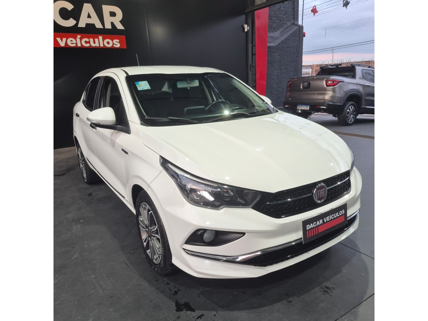 Fiat Cronos 1.8 E Torq Flex Precision - foto 3