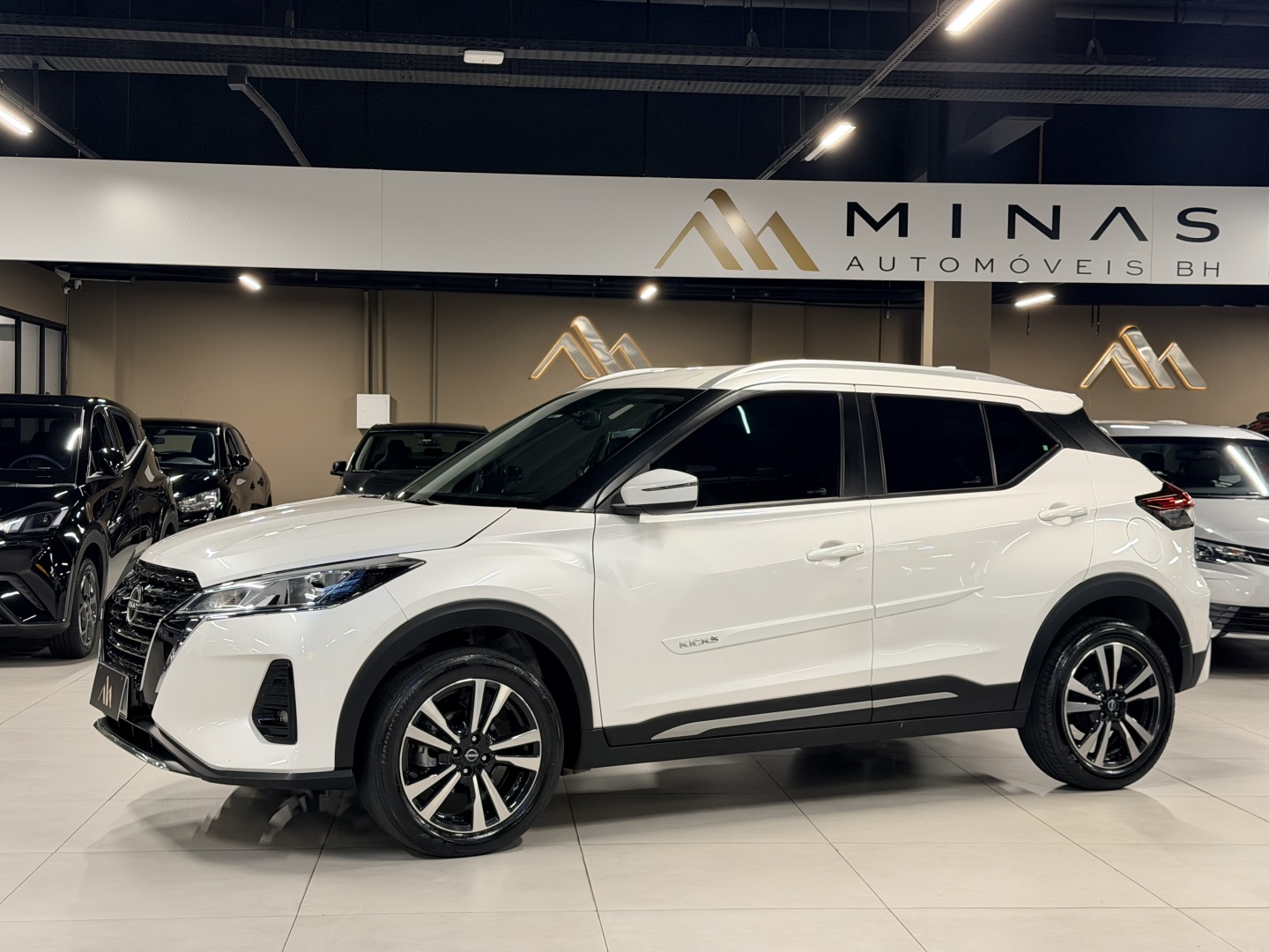 NISSAN KICKS