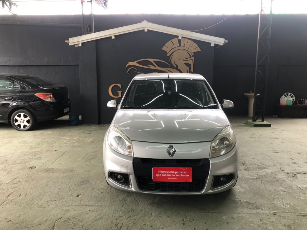RENAULT SANDERO