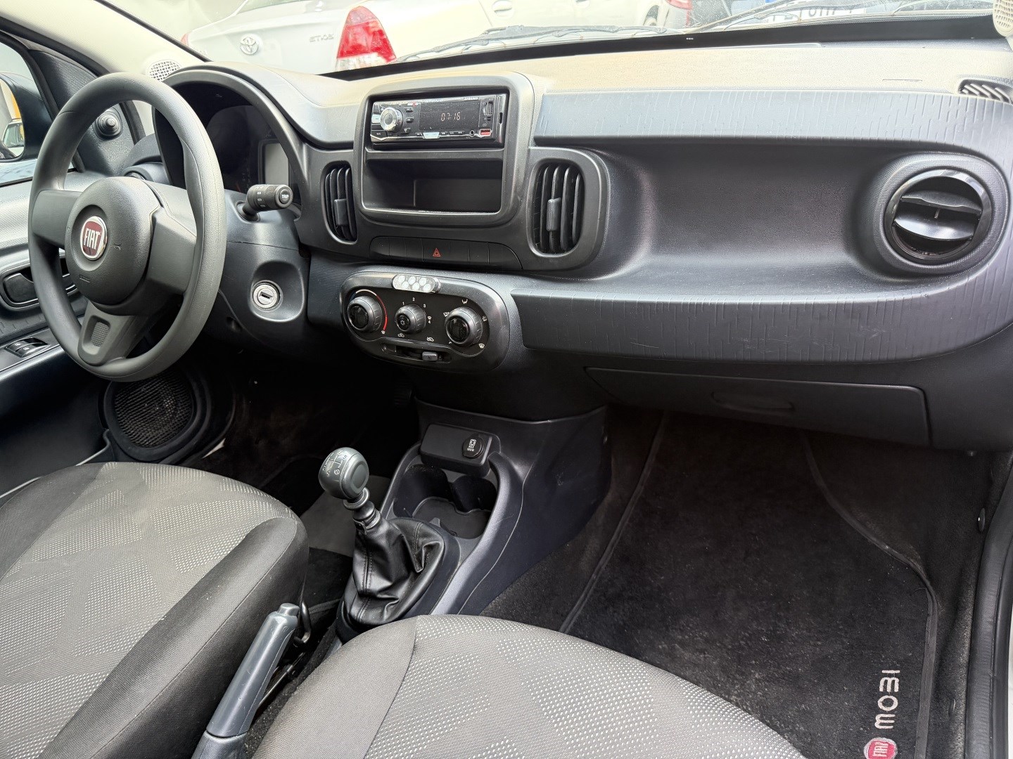 Fiat Mobi 1.0 Evo Flex Like. Manual - foto 3