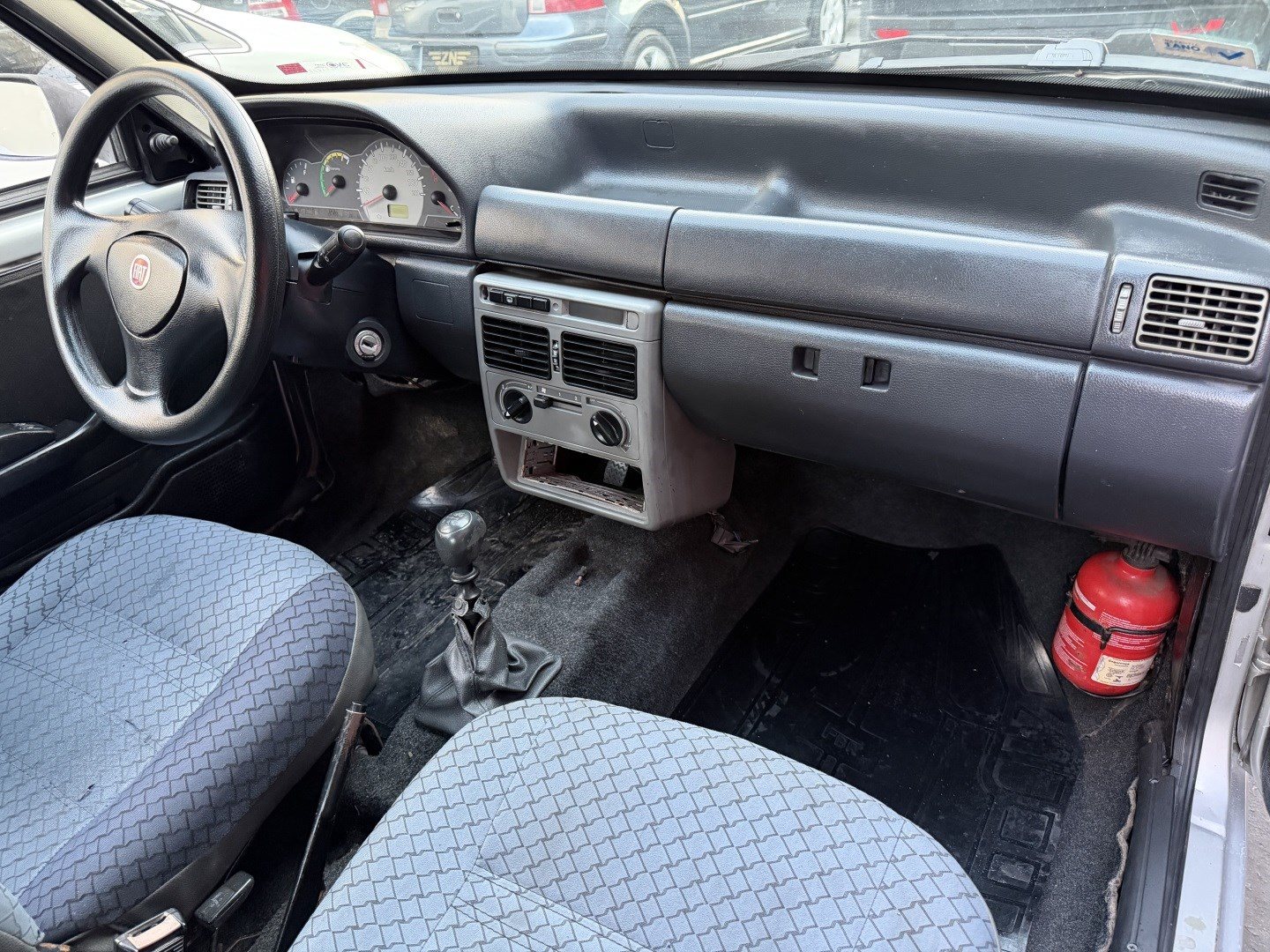 Fiat Uno 1.0 MPI Mille Fire Economy 8V Flex 2P Manual - foto 3