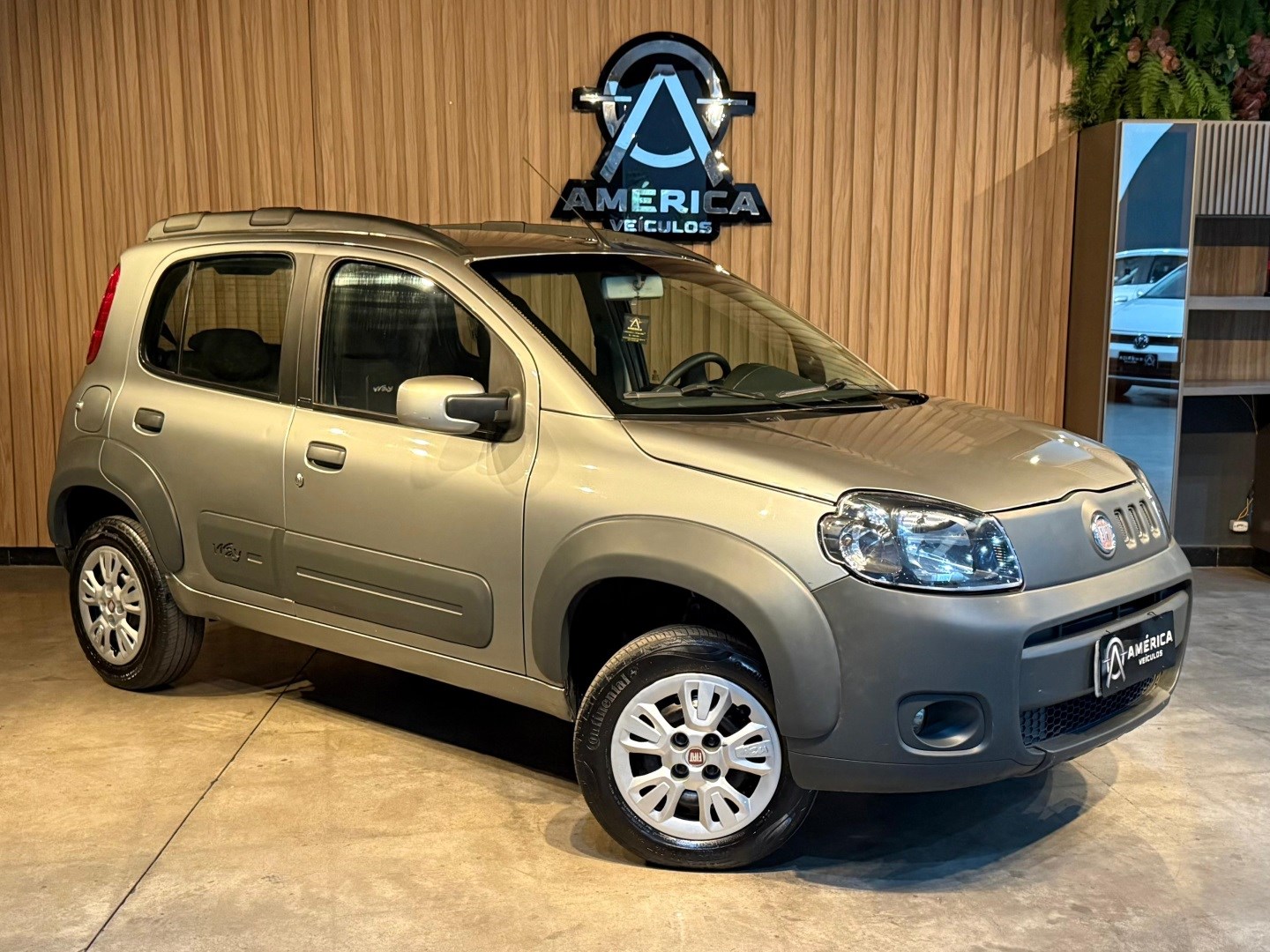 FIAT UNO