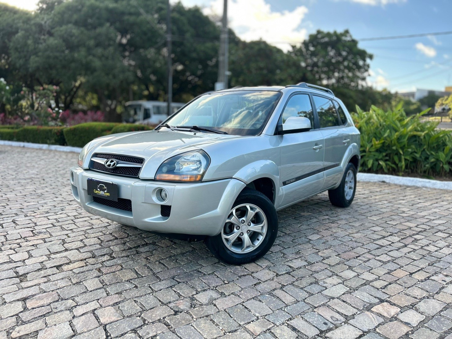 HYUNDAI TUCSON 2.0 MPFI GLS 16V 143CV 2WD GASOLINA 4P AUTOMÁTICO