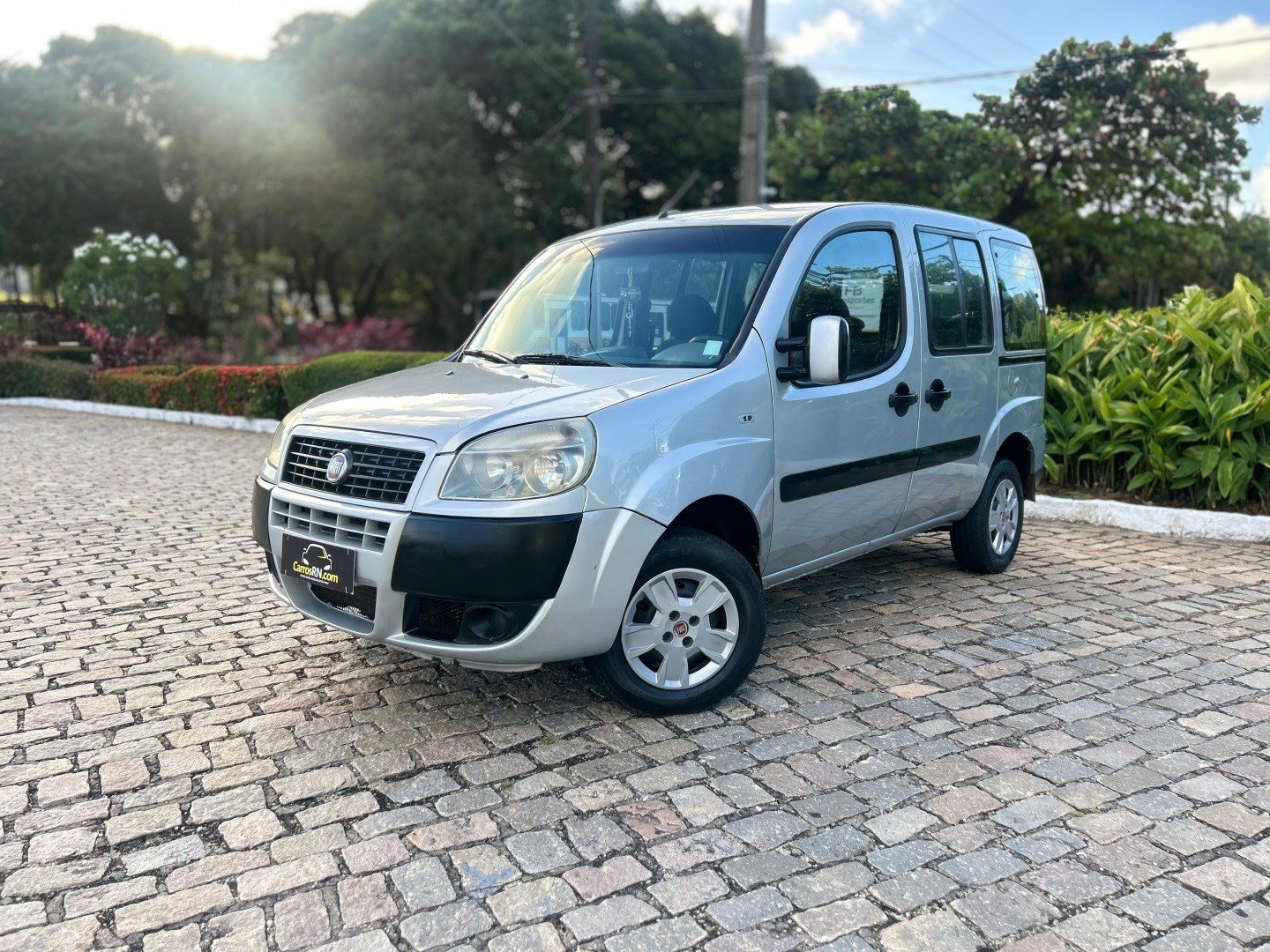 FIAT DOBLO 1.8 MPI HLX 8V FLEX 4P MANUAL