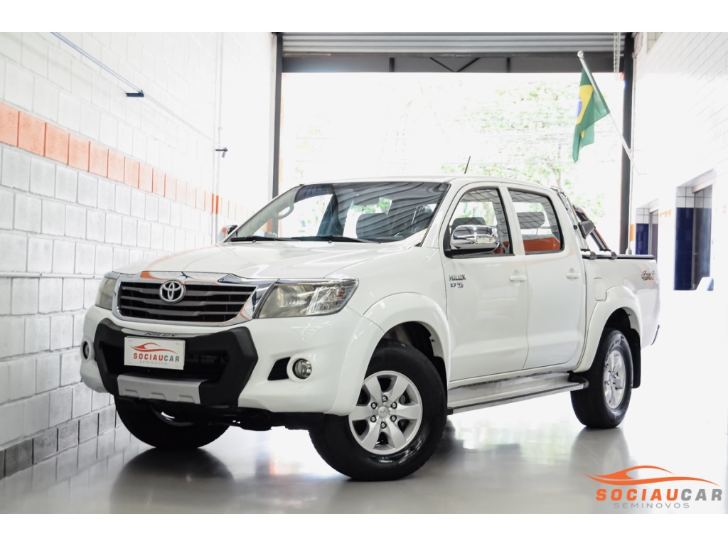 TOYOTA HILUX 2.7 SRV 4X4 CD 16V FLEX 4P AUTOMÁTICO
