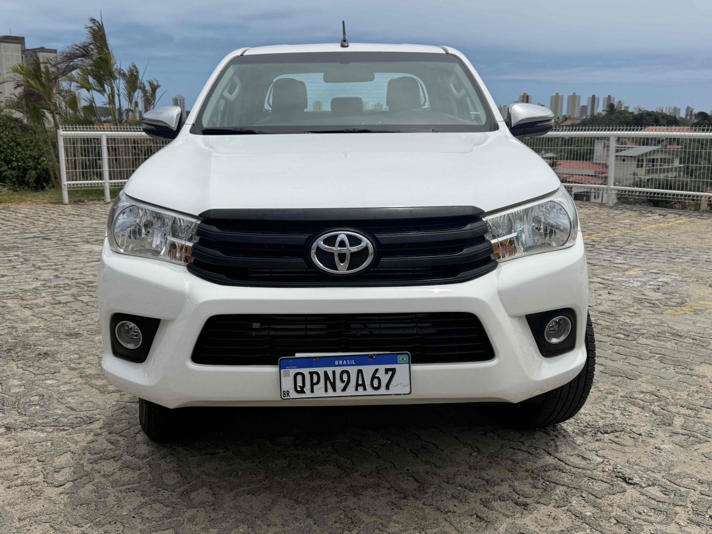 TOYOTA HILUX 2.8 STD 4X4 CD 16V DIESEL 4P MANUAL