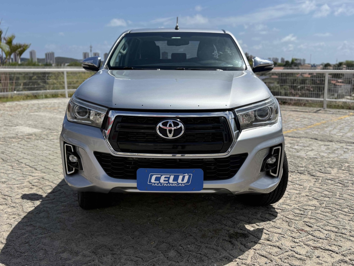 TOYOTA HILUX 2.8 SRV 4X4 CD 16V DIESEL 4P AUTOMÁTICO