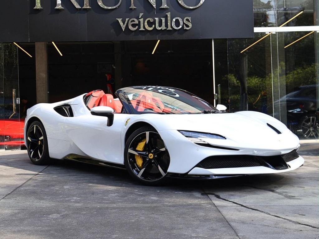 FERRARI SF90