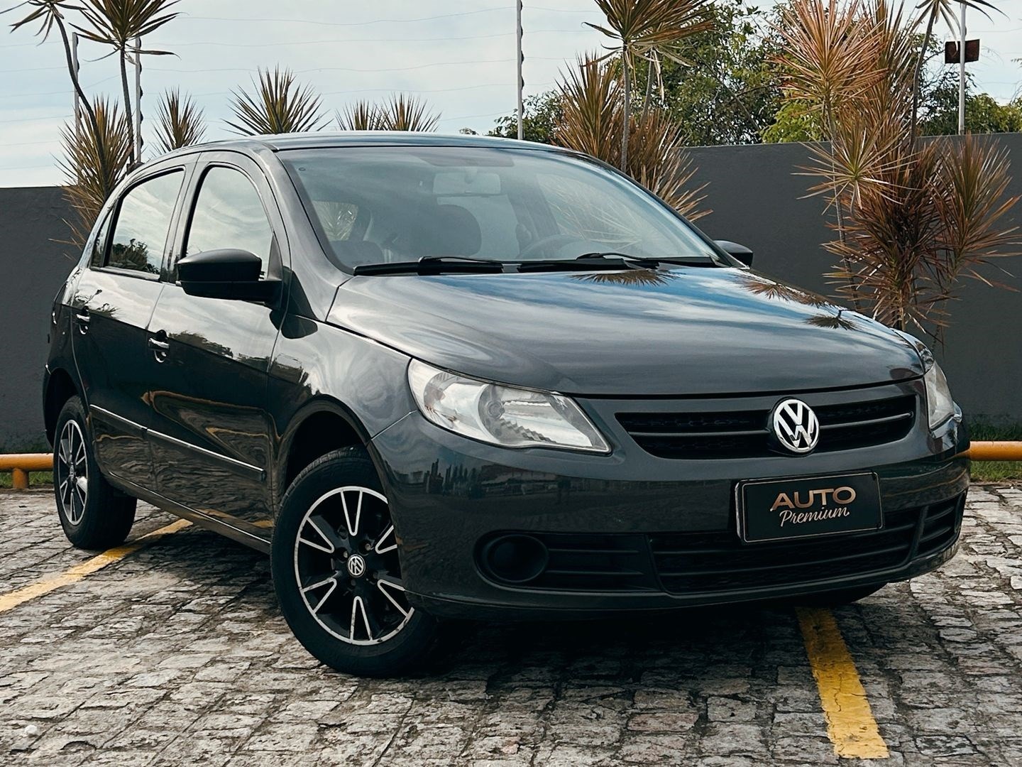 VOLKSWAGEN GOL 1.0 MI 8V FLEX 4P MANUAL G.V