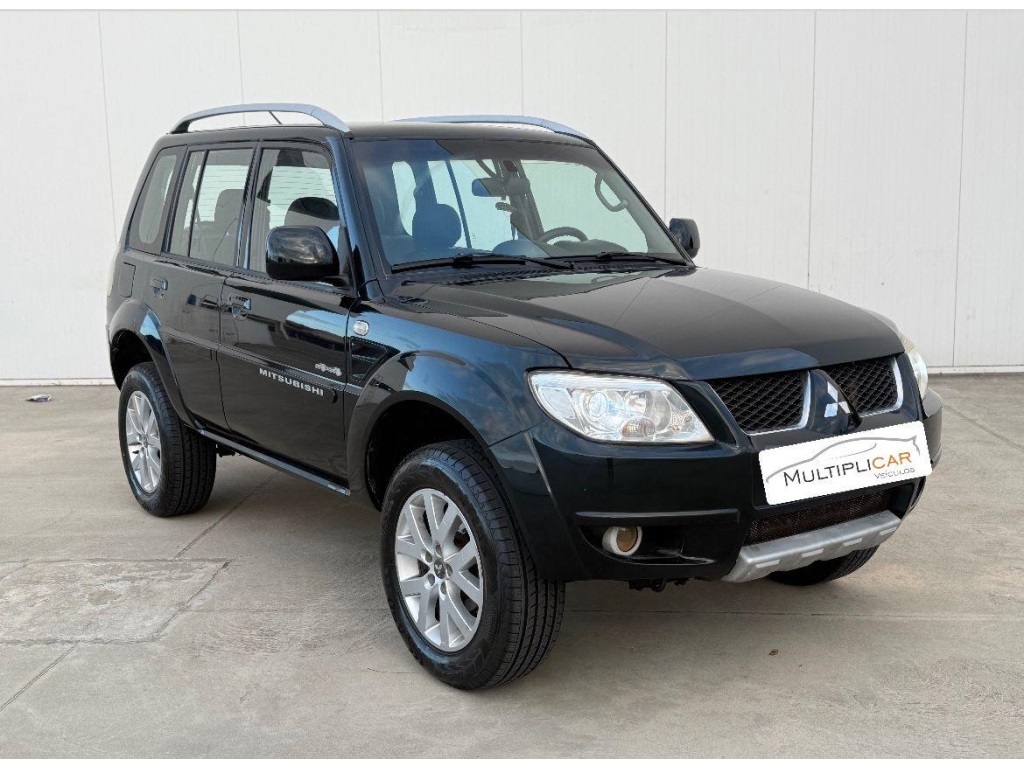 MITSUBISHI PAJERO TR4 2.0 4X4 16V 140CV FLEX 4P AUTOMÁTICO