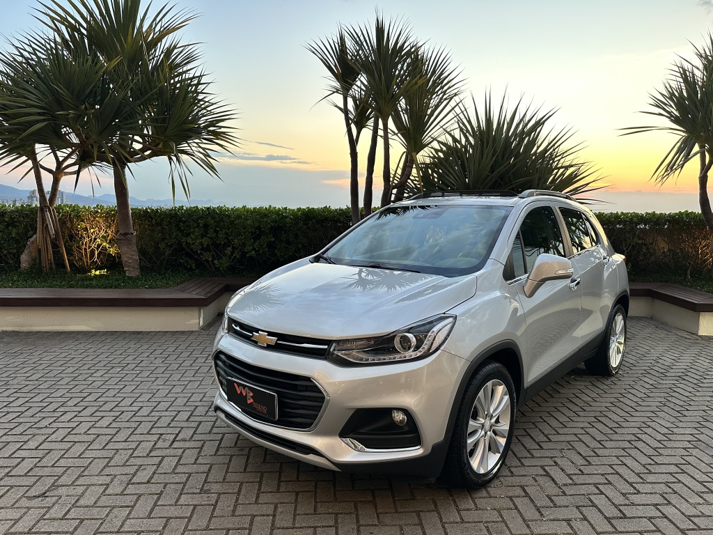 CHEVROLET TRACKER