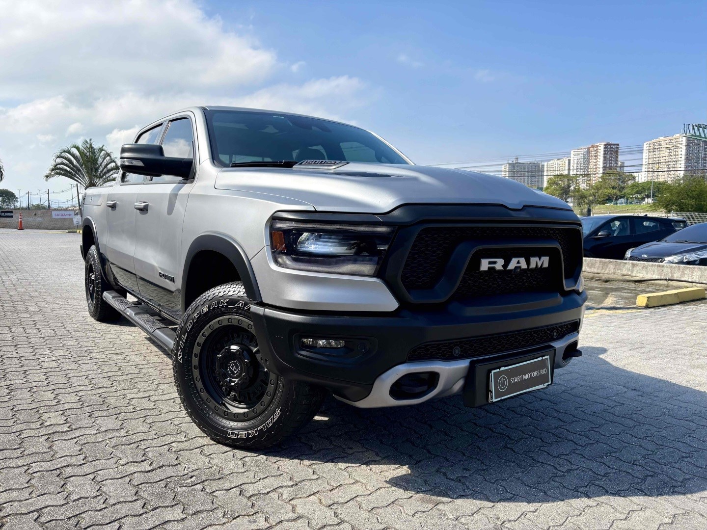 DODGE RAM
