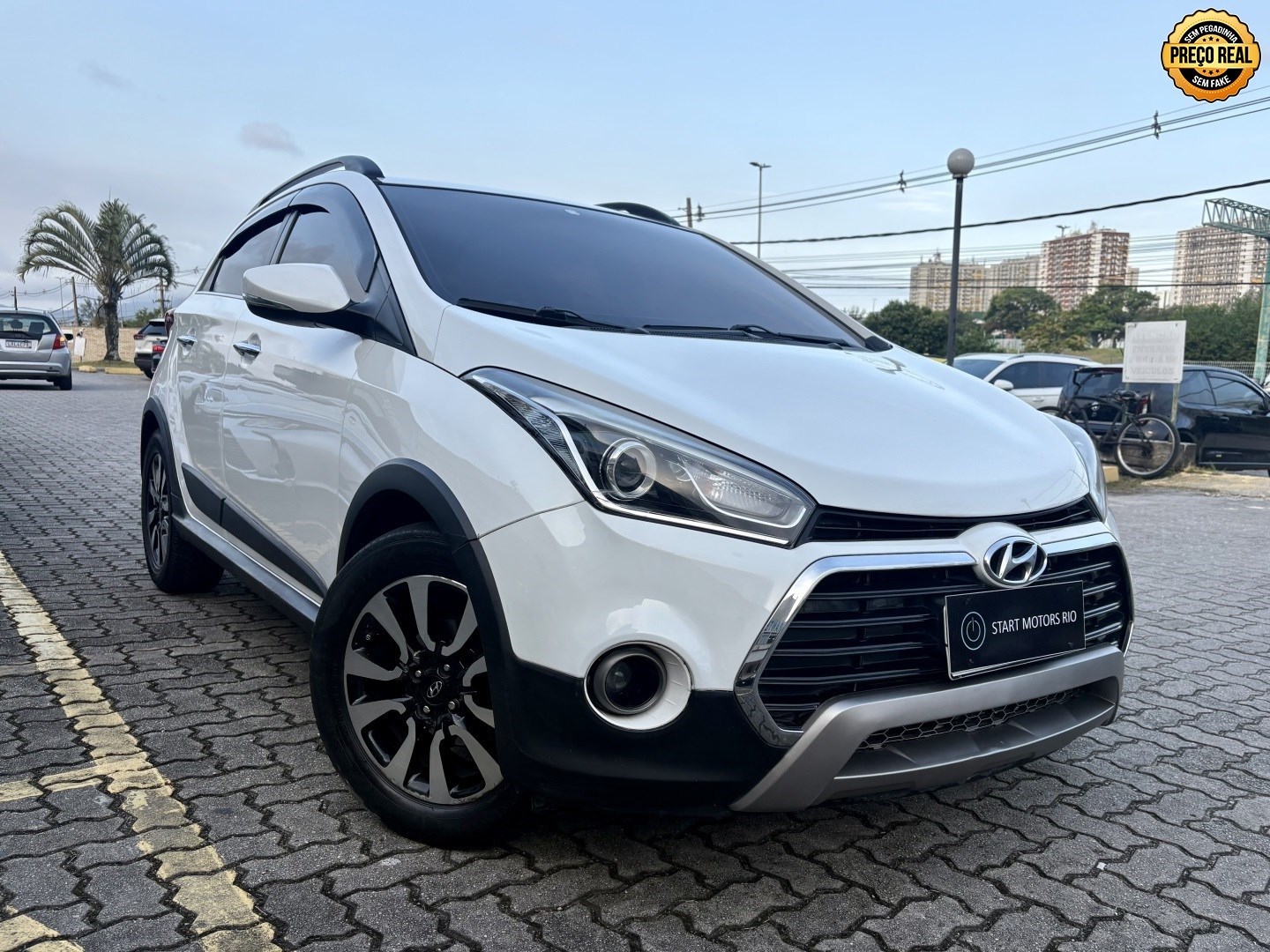 HYUNDAI HB20X