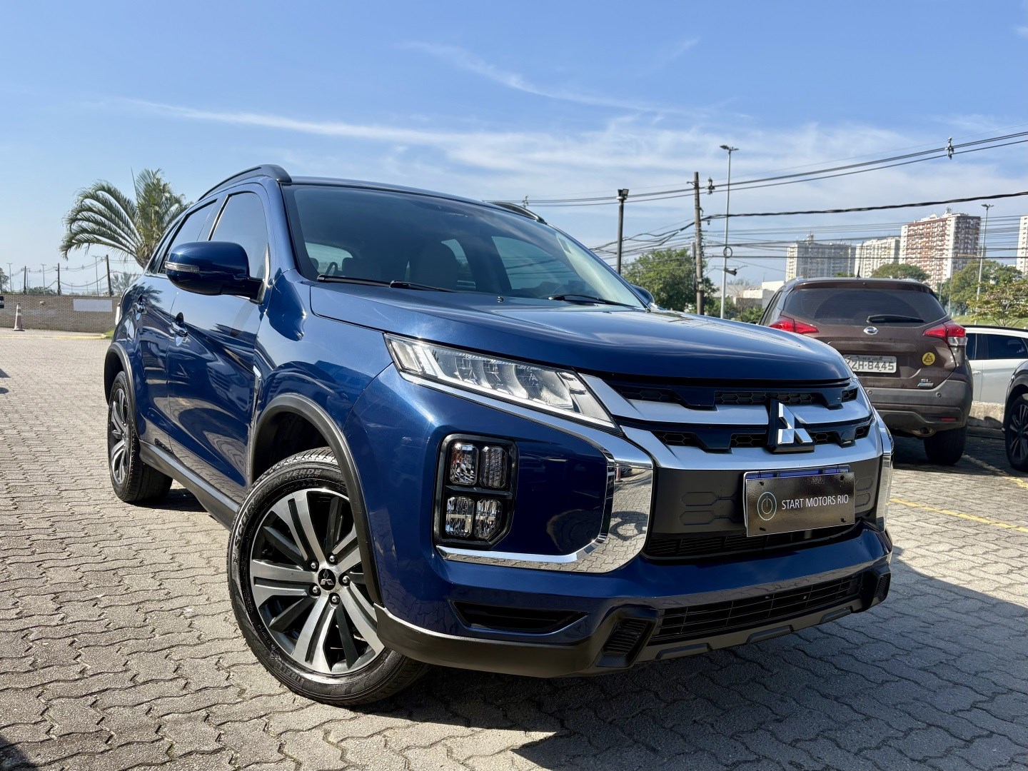 MITSUBISHI OUTLANDER SPORT
