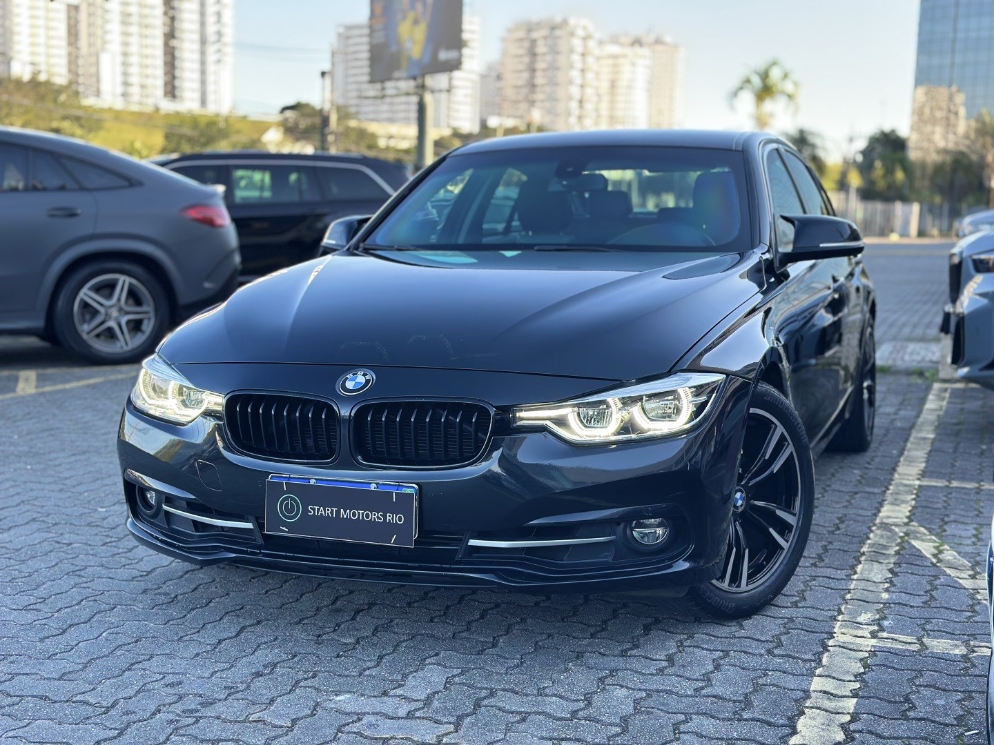 BMW 320i