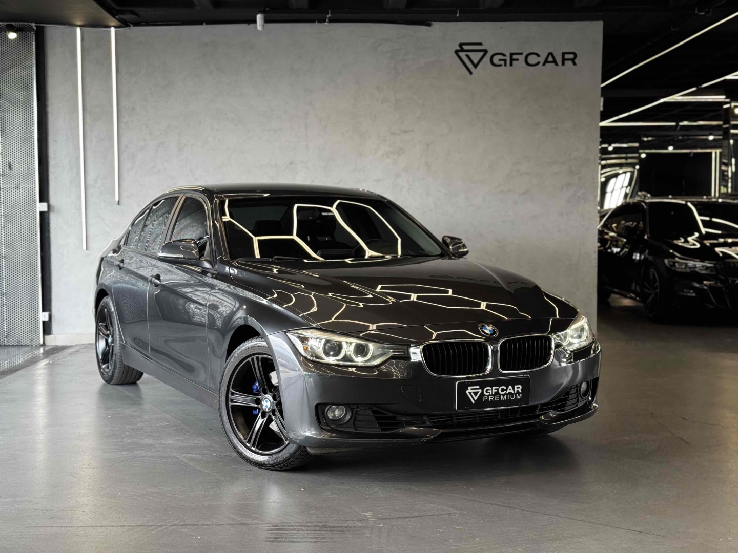 BMW 320i