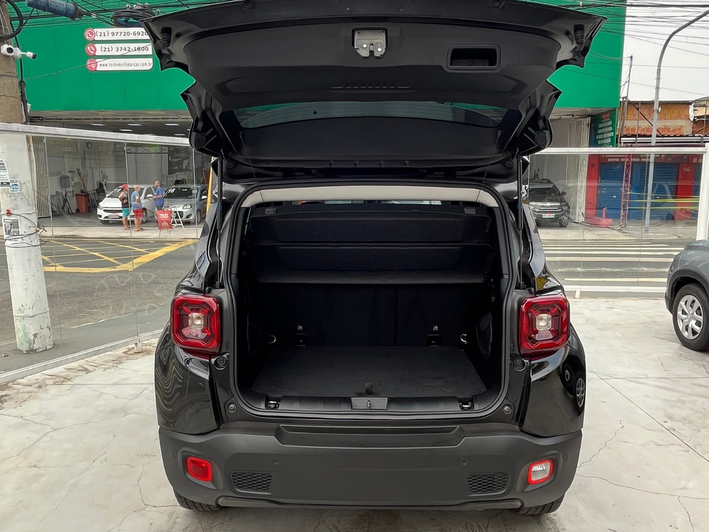 JEEP RENEGADE 1.8 16V FLEX LONGITUDE 4P AUTOMÁTICO 2021 Preto - Miniatura 6 - SIG Multimarcas