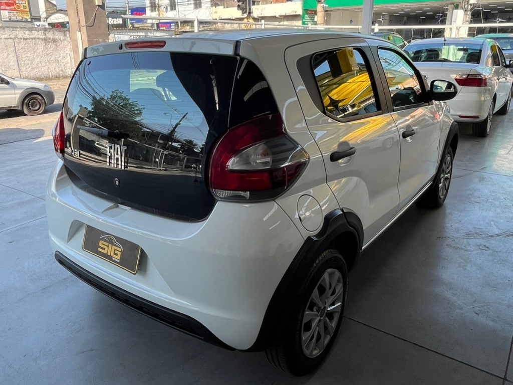 FIAT MOBI 1.0 EVO FLEX LIKE. MANUAL 2023 Branco - Miniatura 6 - SIG Multimarcas