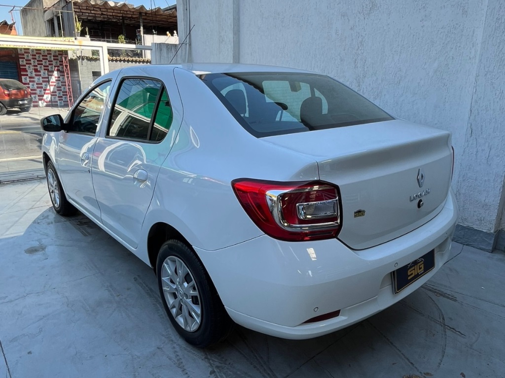 RENAULT LOGAN 1.0 12V SCE FLEX ZEN MANUAL 2023 - Miniatura 5