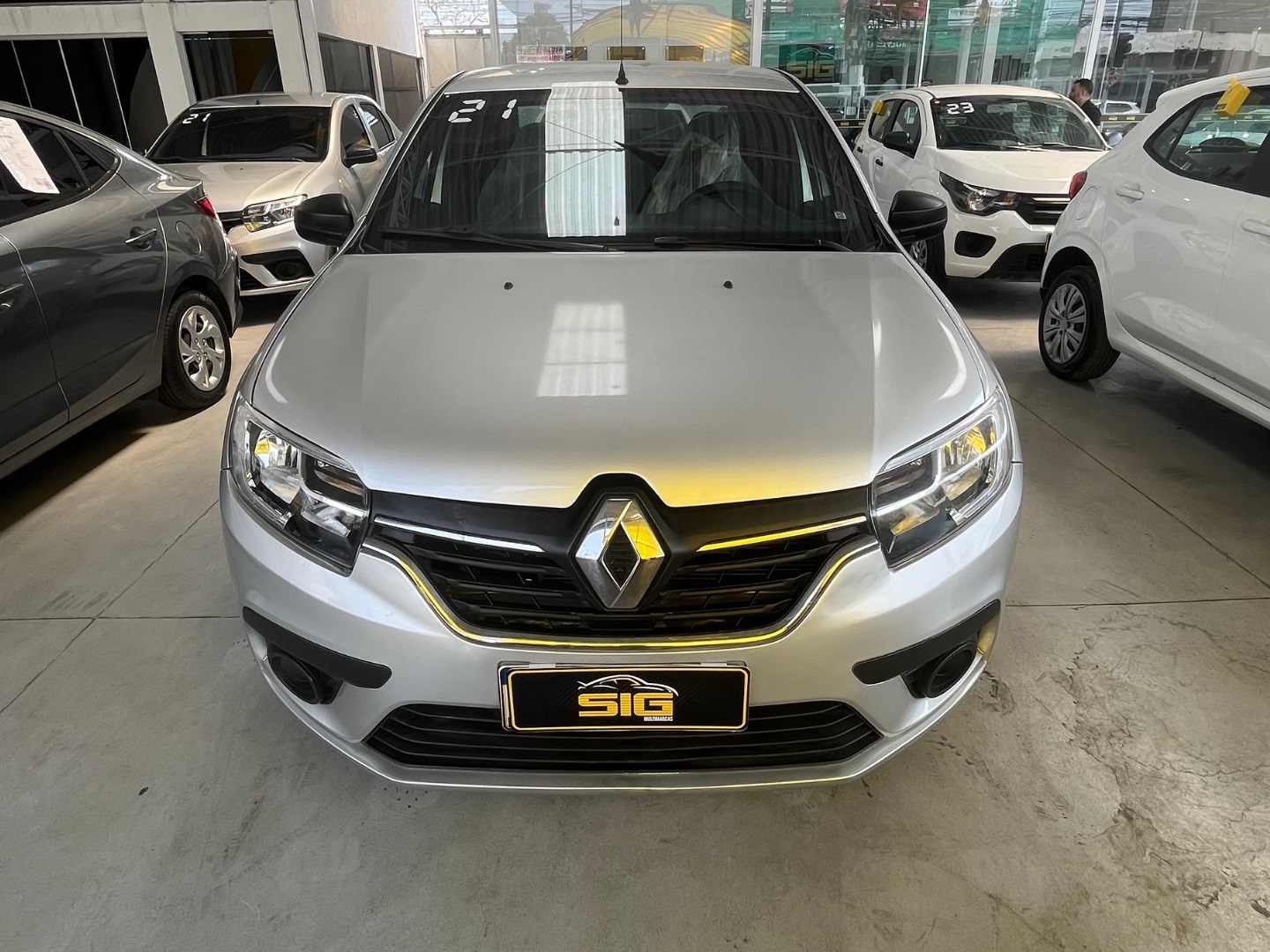 RENAULT LOGAN 1.0 12V SCE FLEX LIFE MANUAL 2021 - Imagem 1 - SIG Multimarcas