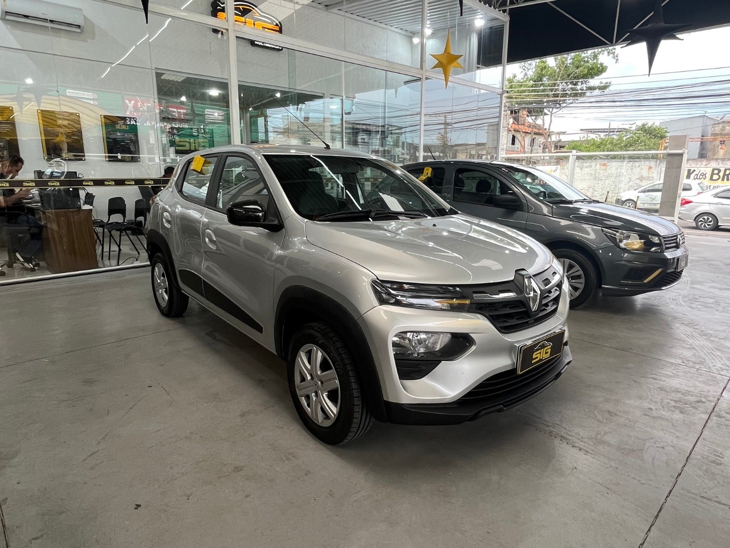 RENAULT KWID 1.0 12V SCE FLEX INTENSE MANUAL 2023 - Miniatura 4
