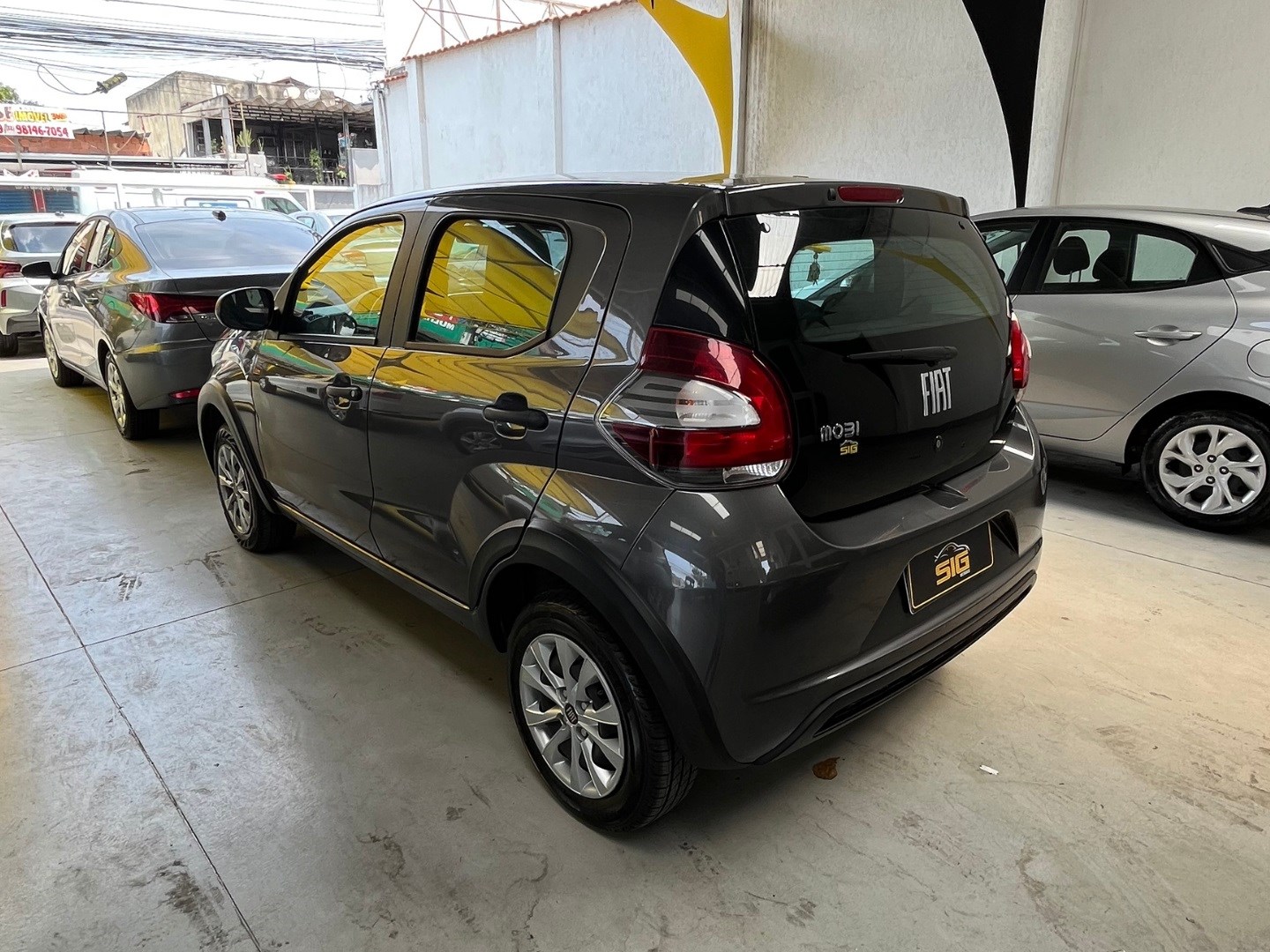 FIAT MOBI 1.0 EVO FLEX LIKE. MANUAL 2023 Cinza - Miniatura 8 - SIG Multimarcas