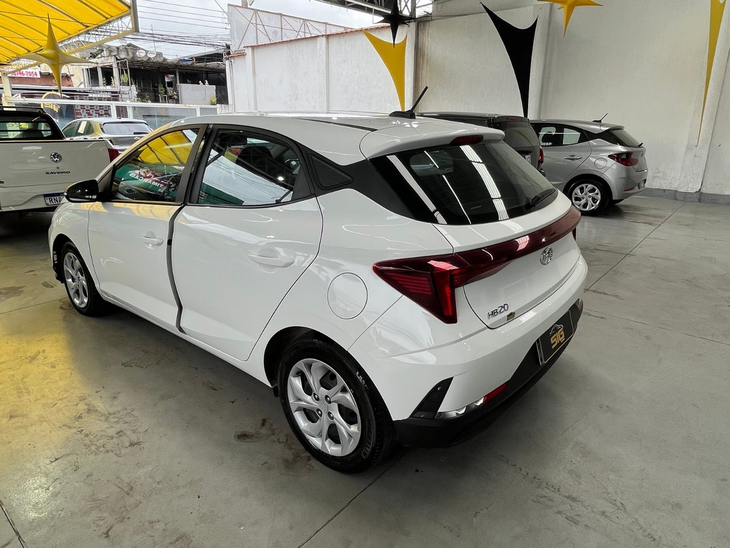 HYUNDAI HB20 1.0 12V FLEX COMFORT MANUAL 2023 Branco - Miniatura 7 - SIG Multimarcas