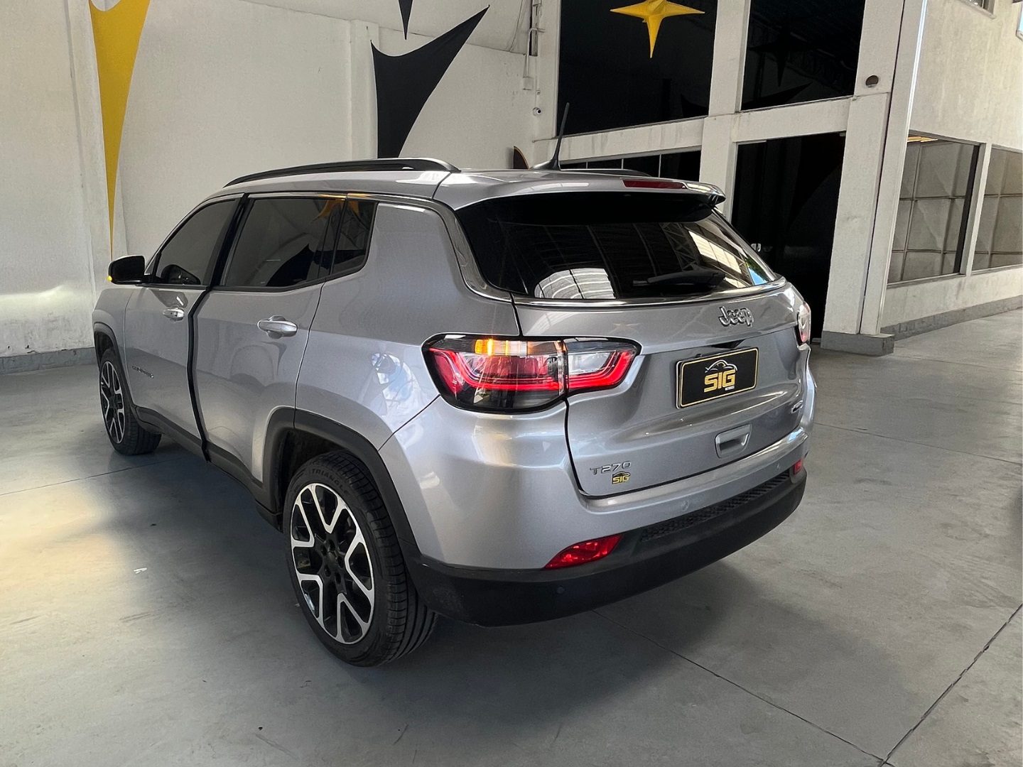 JEEP COMPASS 1.3 T270 TURBO FLEX LONGITUDE AT6 2022 Prata - Miniatura 8 - SIG Multimarcas