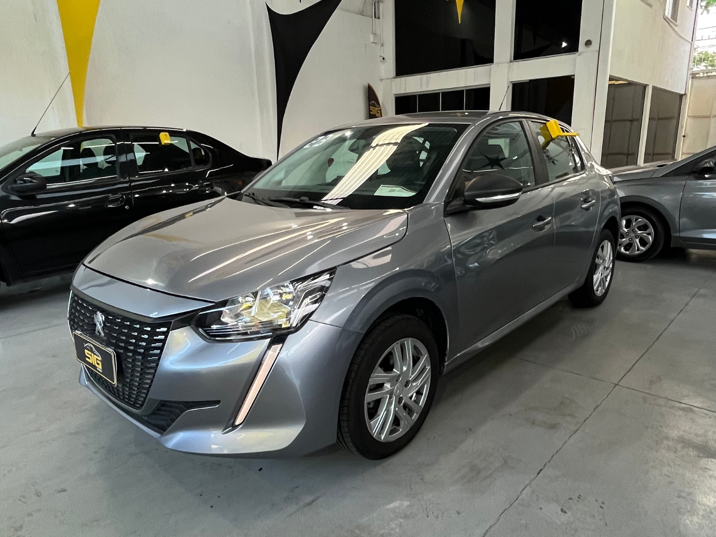 PEUGEOT 208 1.6 16V FLEX ACTIVE AT6 2023 - Miniatura 4