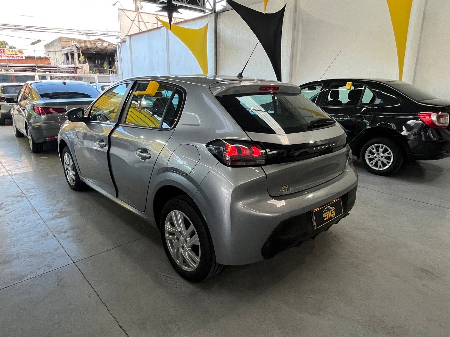 PEUGEOT 208 1.6 16V FLEX ACTIVE AT6 2023 - Miniatura 7