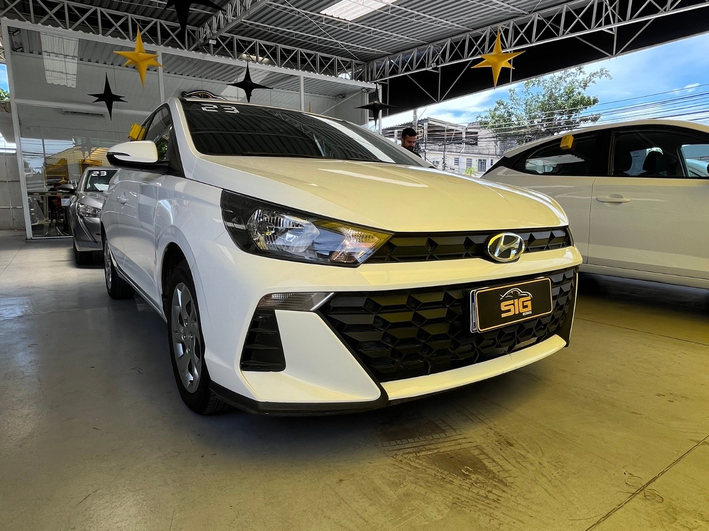 HYUNDAI HB20 1.0 12V FLEX COMFORT MANUAL 2023 na cor Branco com 52.230 km - Imagem 1 - SIG Multimarcas