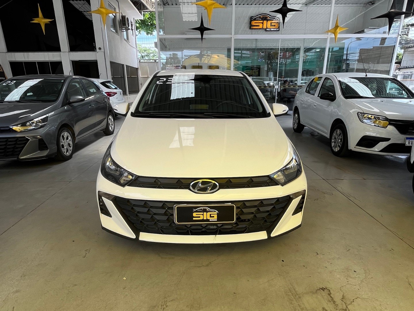 HYUNDAI HB20 1.0 12V FLEX COMFORT MANUAL 2023 Branco - Miniatura 2 - SIG Multimarcas