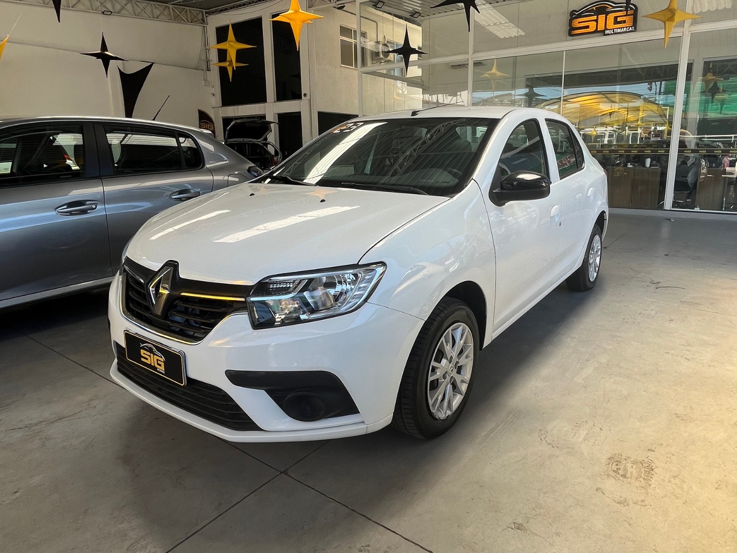 RENAULT LOGAN 1.0 12V SCE FLEX ZEN MANUAL 2023 - Miniatura 4