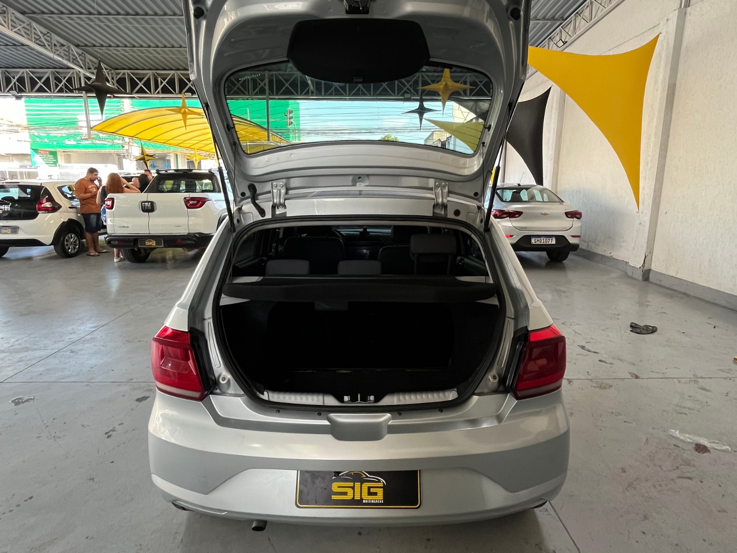 VOLKSWAGEN GOL 1.0 12V MPI TOTALFLEX 4P MANUAL 2021 - Miniatura 6