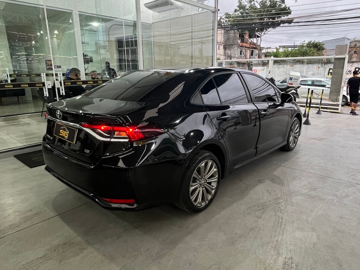 TOYOTA COROLLA 2.0 VVT-IE FLEX XEI DIRECT SHIFT 2023 - Miniatura 8