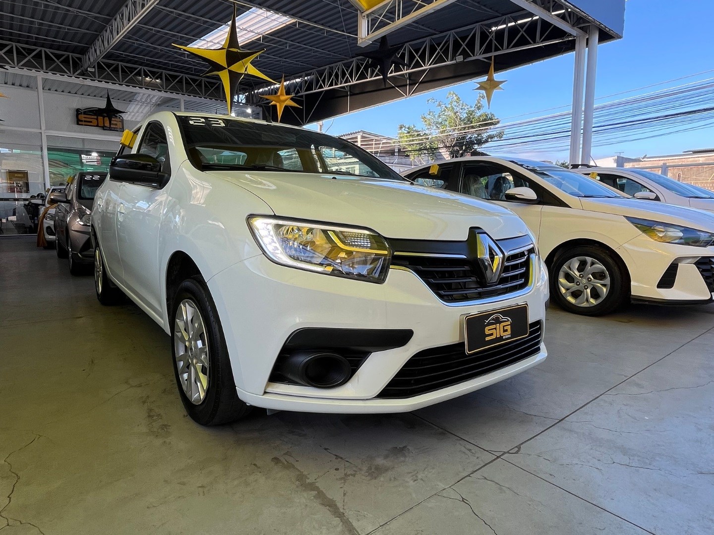 RENAULT LOGAN 1.0 12V SCE FLEX ZEN MANUAL 2023 - Imagem 1 - SIG Multimarcas