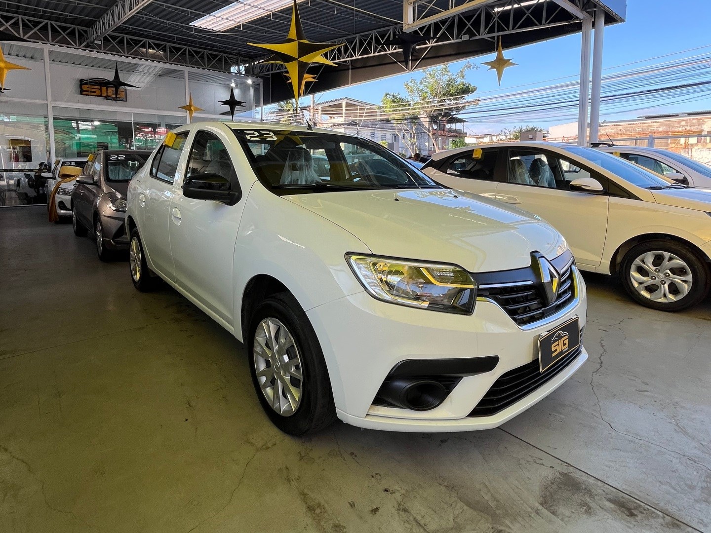 RENAULT LOGAN 1.0 12V SCE FLEX ZEN MANUAL 2023 - Miniatura 3