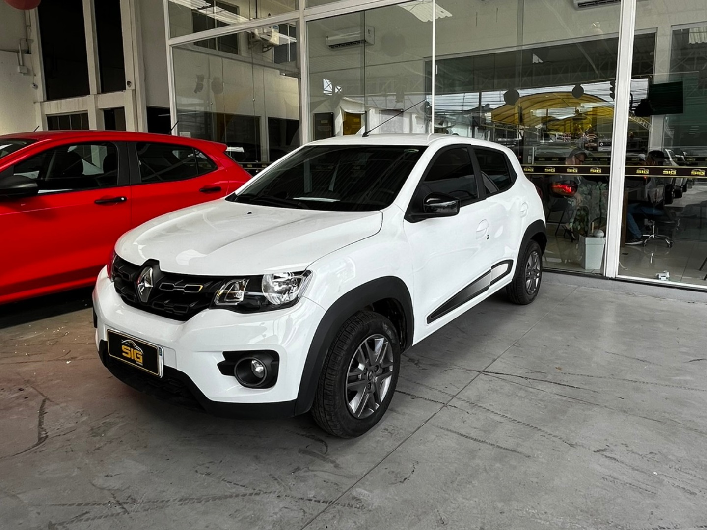 RENAULT KWID 1.0 12V SCE FLEX ZEN MANUAL 2022 - Miniatura 3