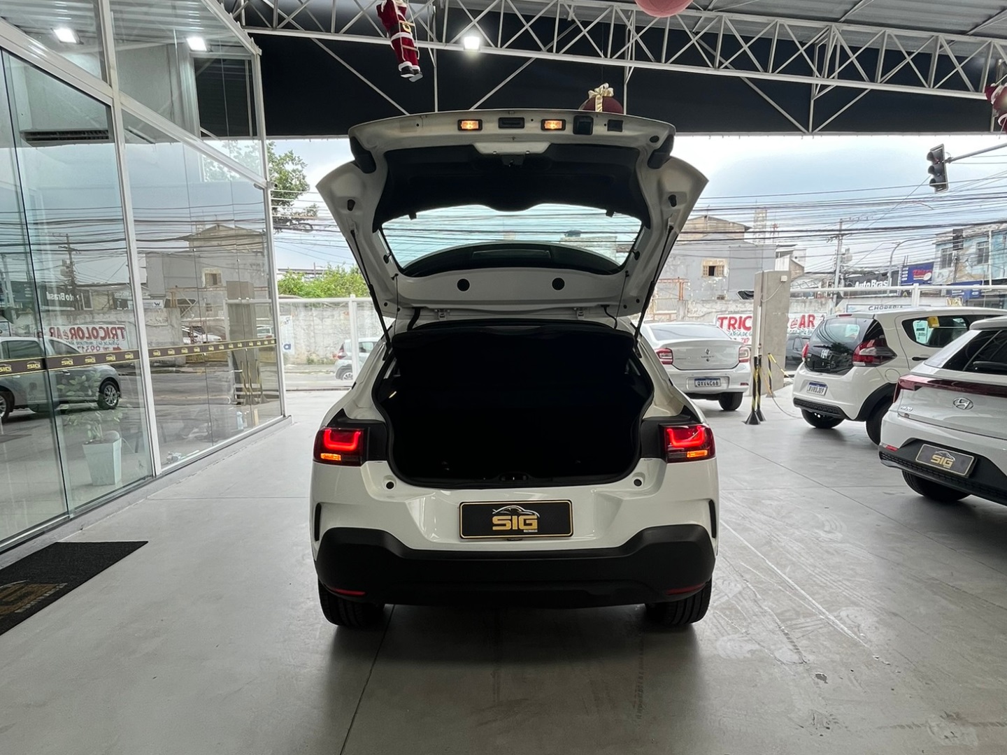 CITROEN C4 CACTUS 1.6 VTI 120 FLEX FEEL EAT6 2023 - Miniatura 6