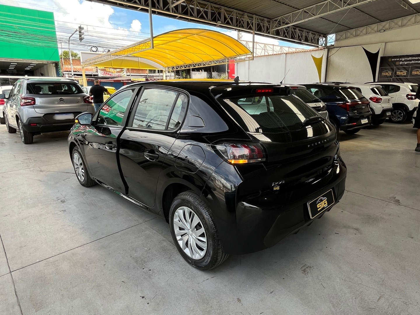 PEUGEOT 208 1.0 6V FLEX LIKE MANUAL 2024 - Miniatura 8