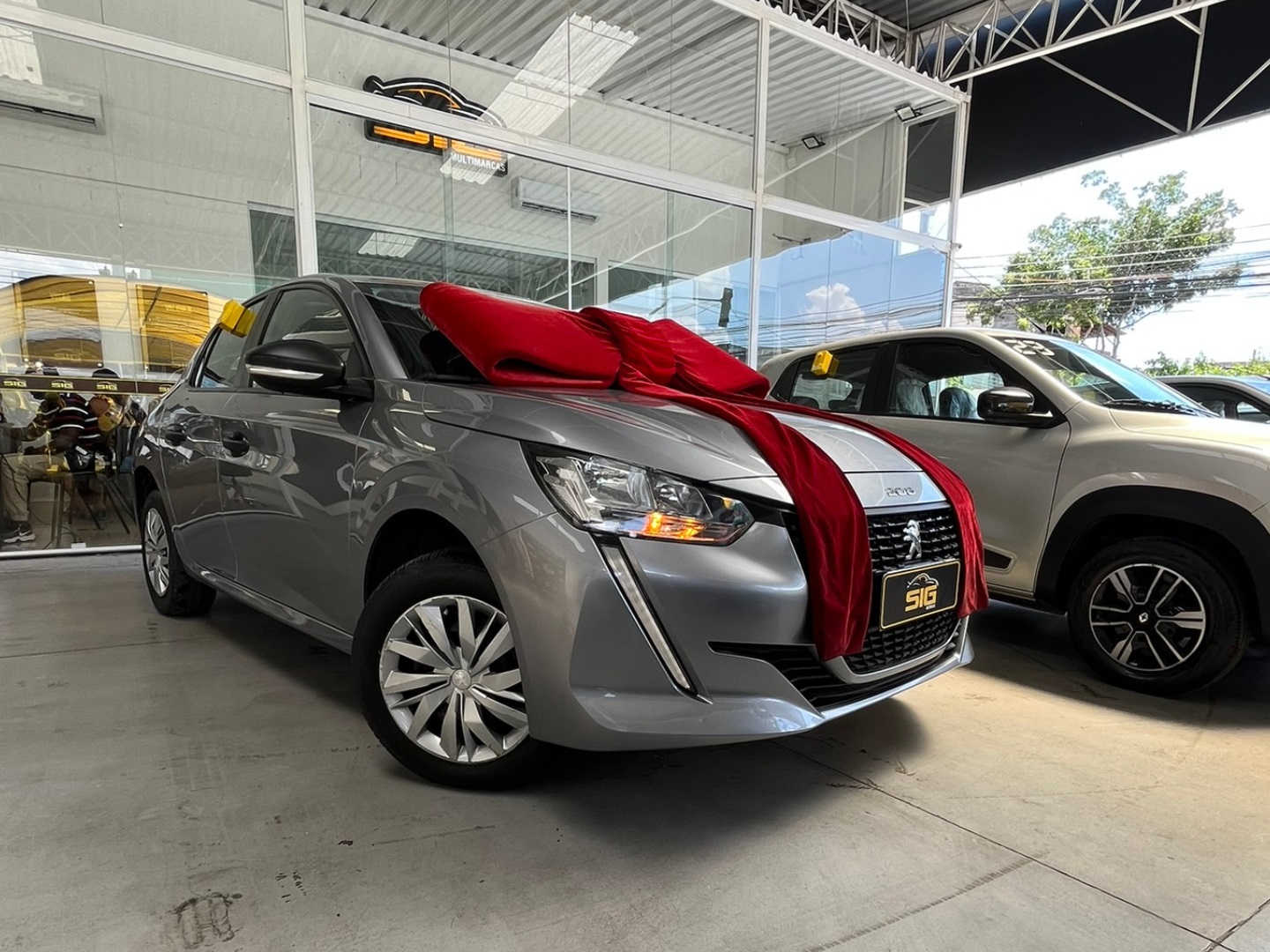 PEUGEOT 208 1.0 FIREFLY FLEX LIKE MANUAL 2023 - Imagem 1 - SIG Multimarcas