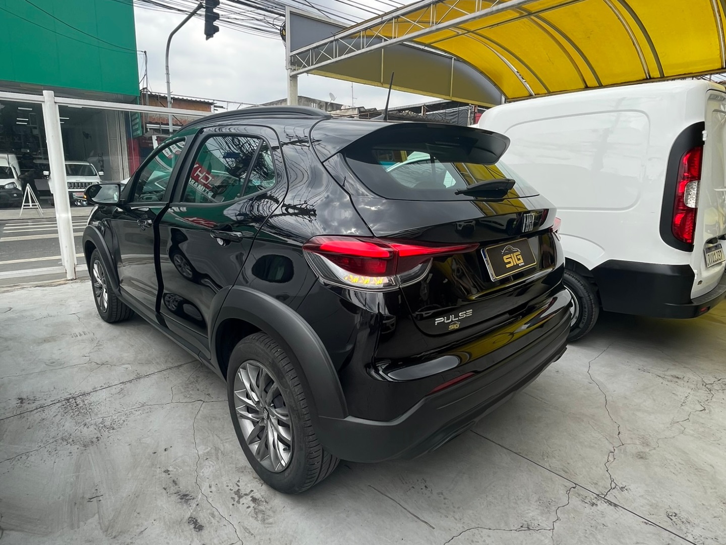 FIAT PULSE 1.3 FLEX DRIVE CVT 2024 Preto - Miniatura 7 - SIG Multimarcas