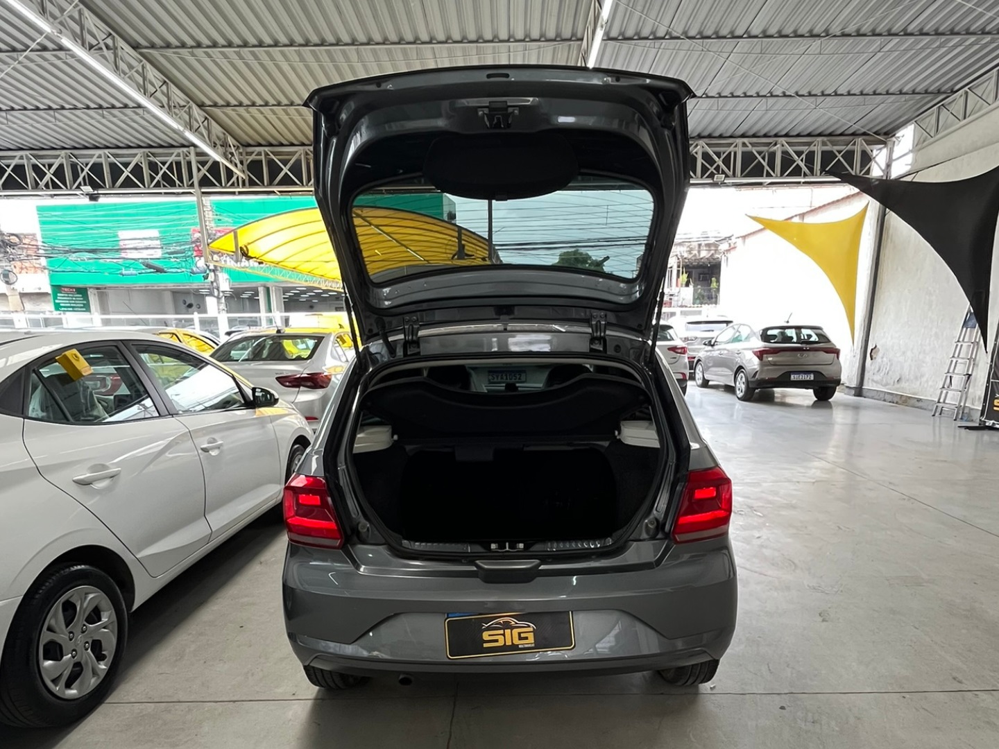 VOLKSWAGEN GOL 1.0 12V MPI TOTALFLEX 4P MANUAL 2021 - Miniatura 6