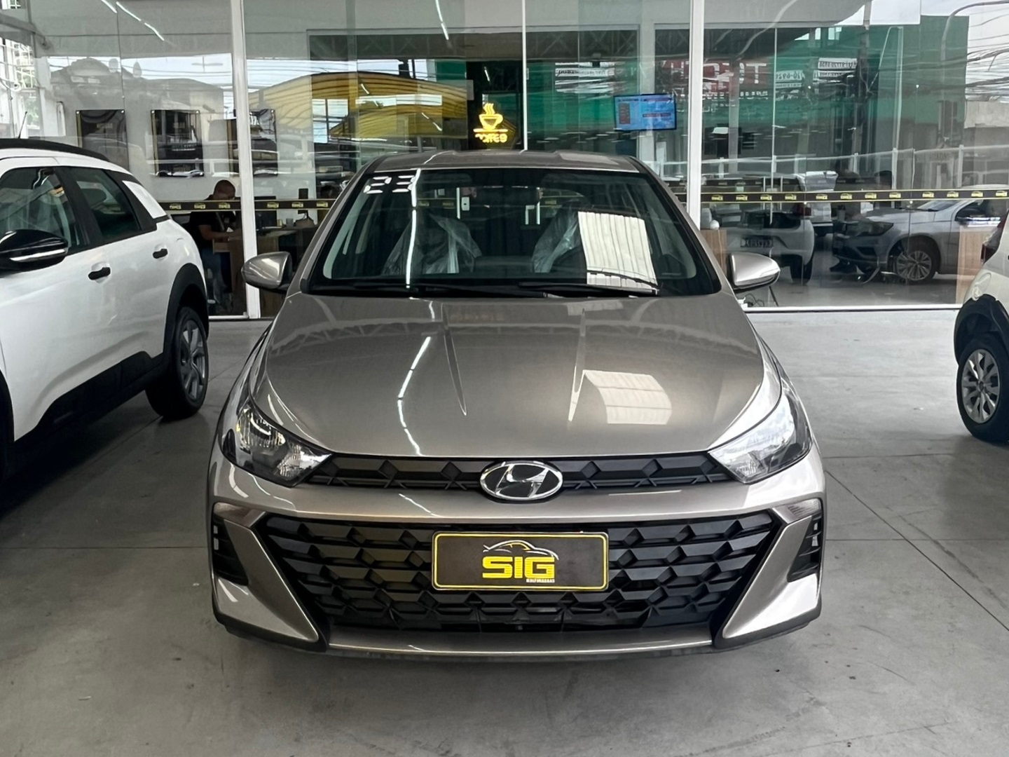 HYUNDAI HB20 1.0 12V FLEX COMFORT MANUAL 2023 Prata - Miniatura 2 - SIG Multimarcas
