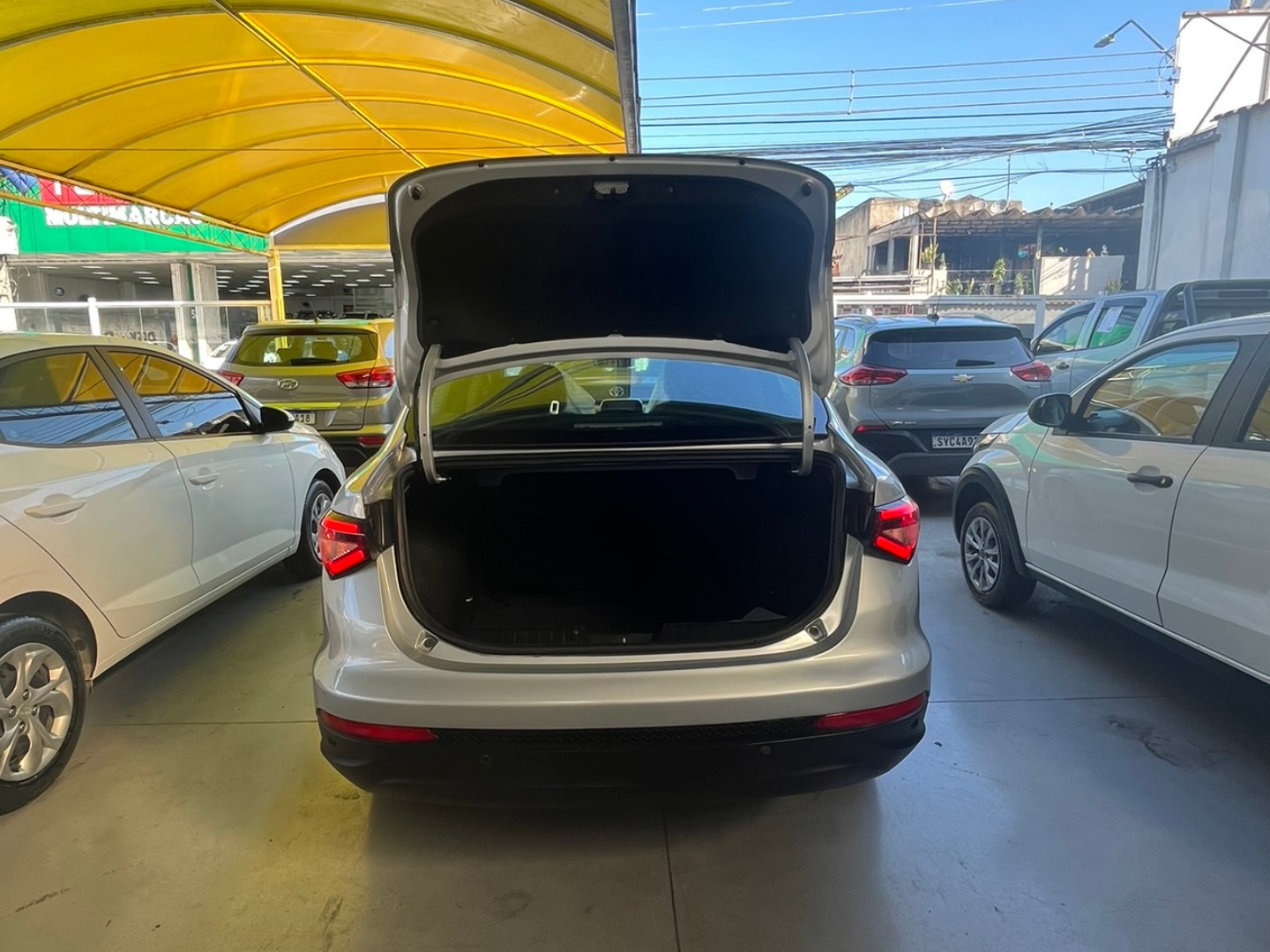 FIAT CRONOS 1.3 FIREFLY FLEX DRIVE MANUAL 2024 Prata - Miniatura 6 - SIG Multimarcas