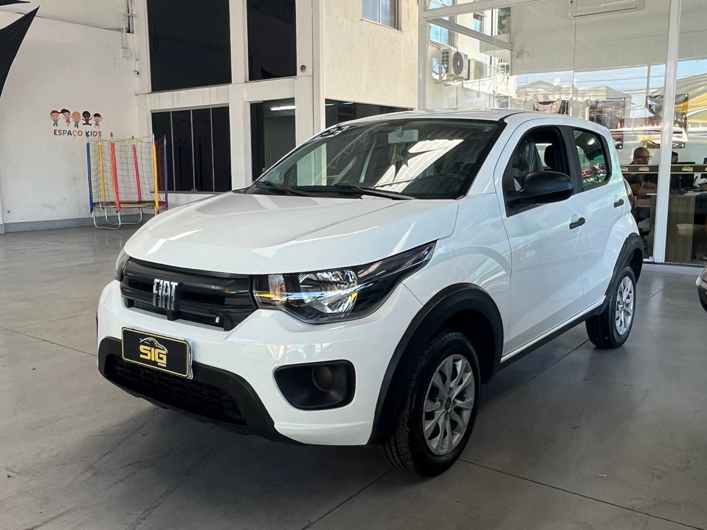 FIAT MOBI 1.0 EVO FLEX LIKE. MANUAL 2023 Branco - Miniatura 3 - SIG Multimarcas